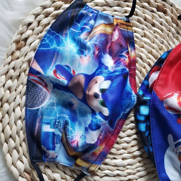 Sonic/Mario Face Masks - Picture 4 of 7